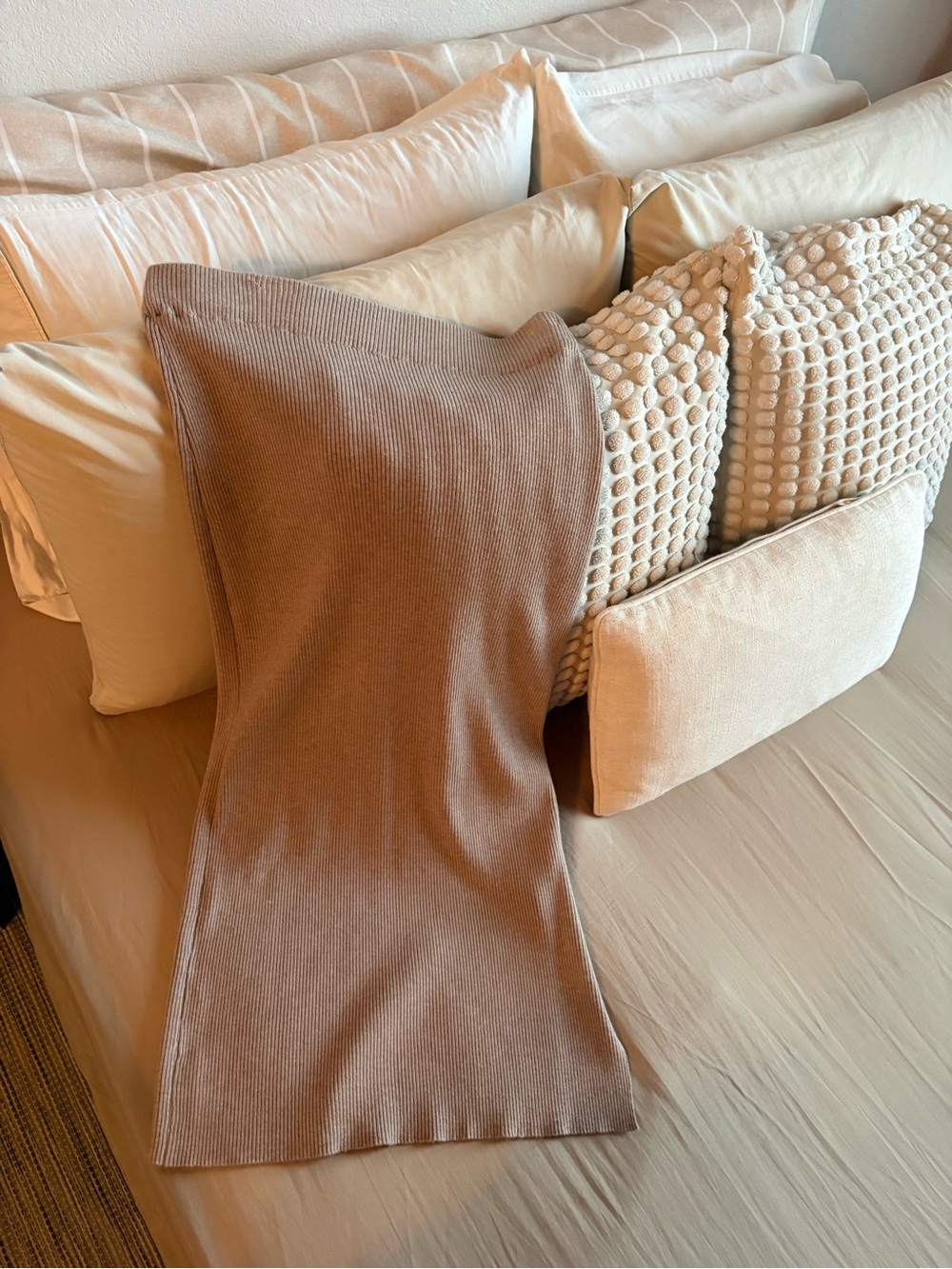 Eesome Ribbed Skirt - Picture 2 of 5